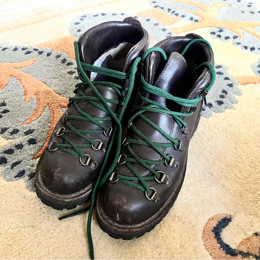 Danner mountain light II